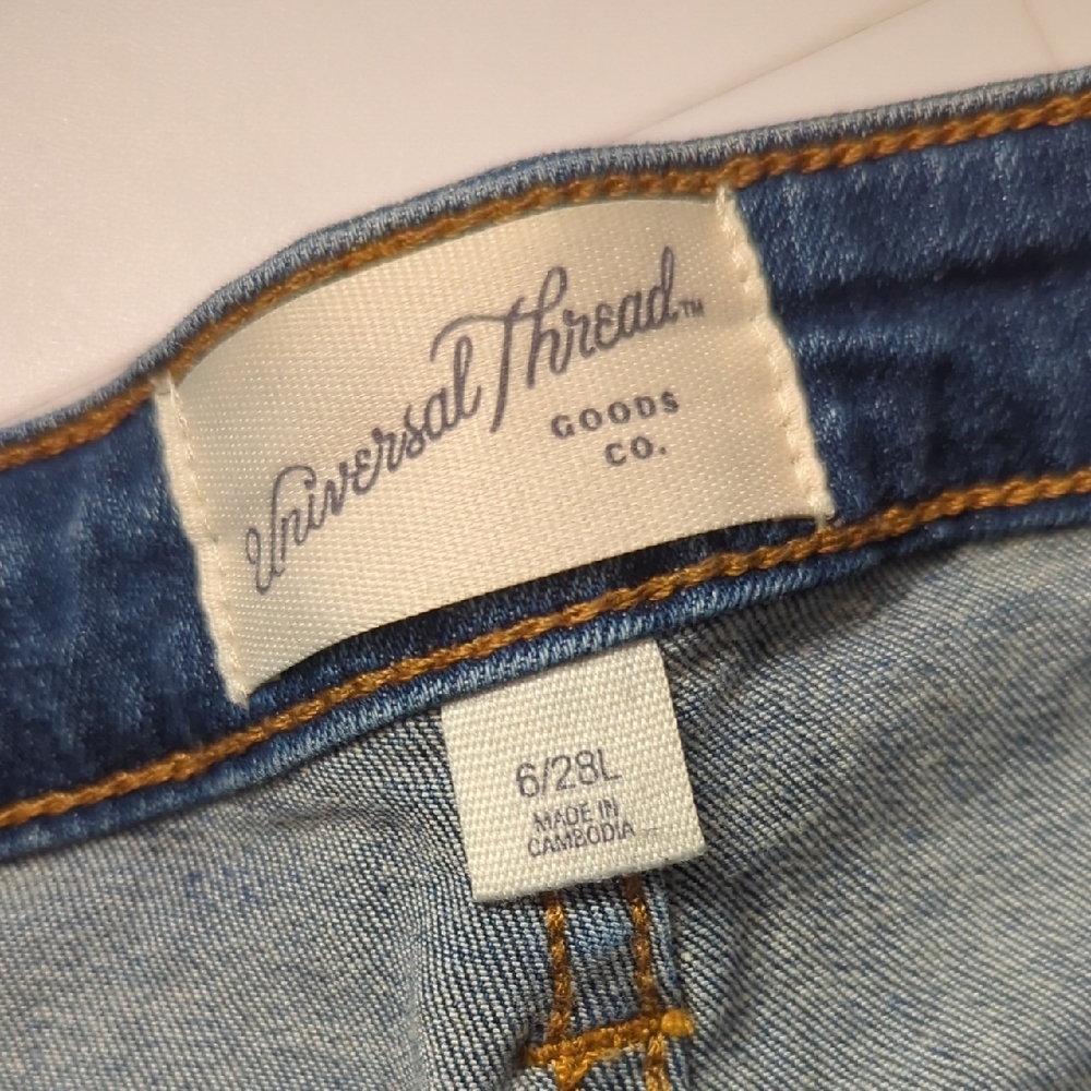 Universal Thread High Rise Skinny Jeans - Picture 8 of 9
